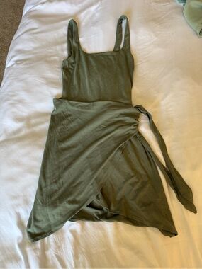 Aritzia Wilfred Olive Green Wrap Dress - Women